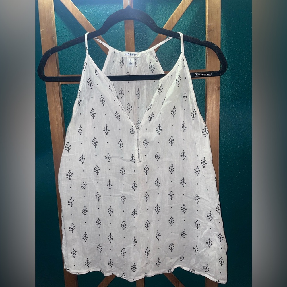 Old Navy White Gauze Tank with Black Fleur-de-Lis